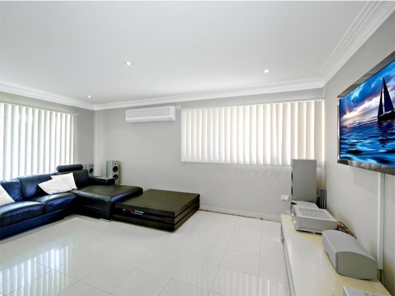 22 Kareela Crescent, Greenacre NSW 2190