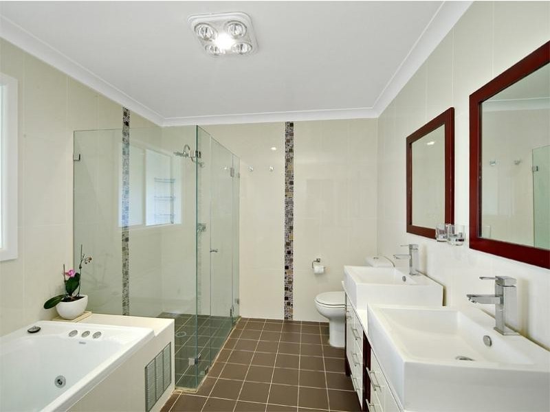 22 Kareela Crescent, Greenacre NSW 2190