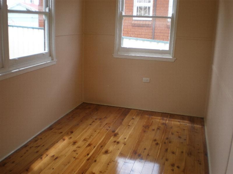 20 Rolestone Avenue, Kingsgrove NSW 2208