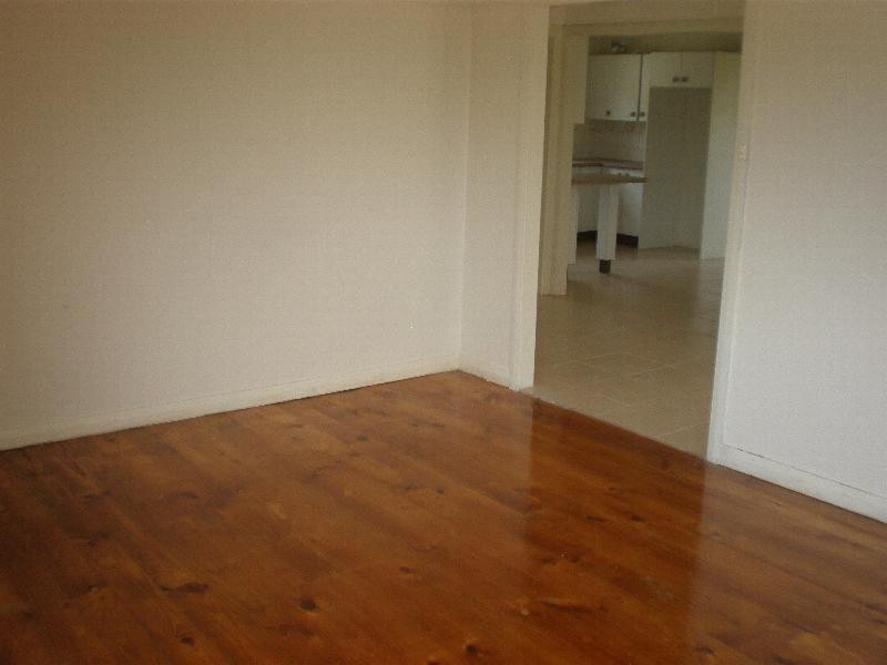 20 Rolestone Avenue, Kingsgrove NSW 2208