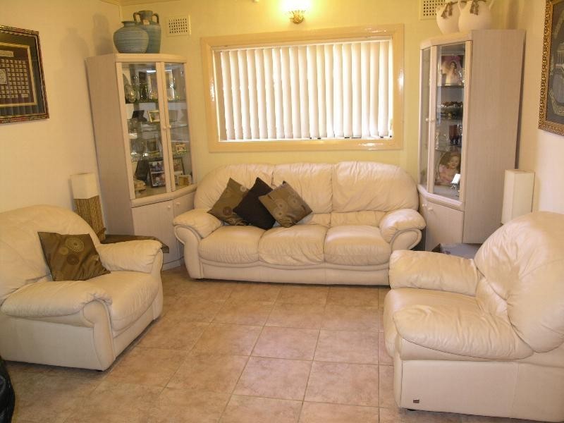 11 Cardigan Road, Greenacre NSW 2190