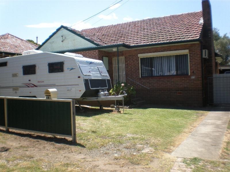 49 Macquarie Street, Greenacre NSW 2190