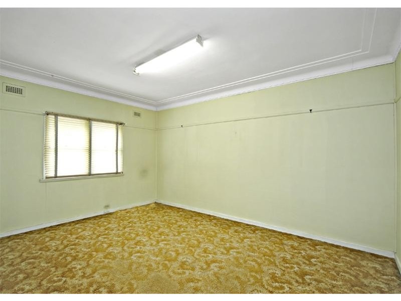 65 Macquarie Street, Greenacre NSW 2190