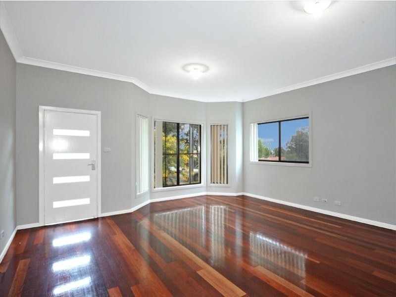 1/70 Waterloo Road, Greenacre NSW 2190