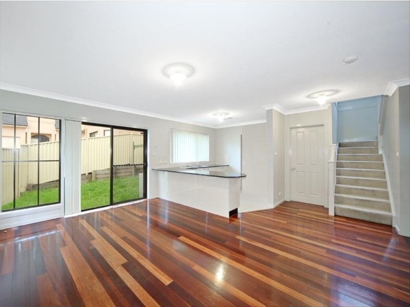 1/70 Waterloo Road, Greenacre NSW 2190