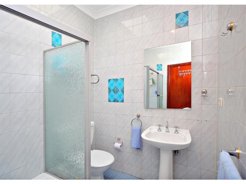 128 Roberts Road, Greenacre NSW 2190