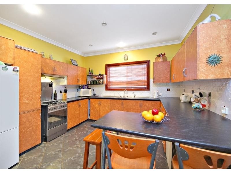 128 Roberts Road, Greenacre NSW 2190