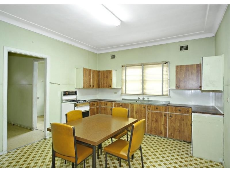 65 Macquarie Street, Greenacre NSW 2190