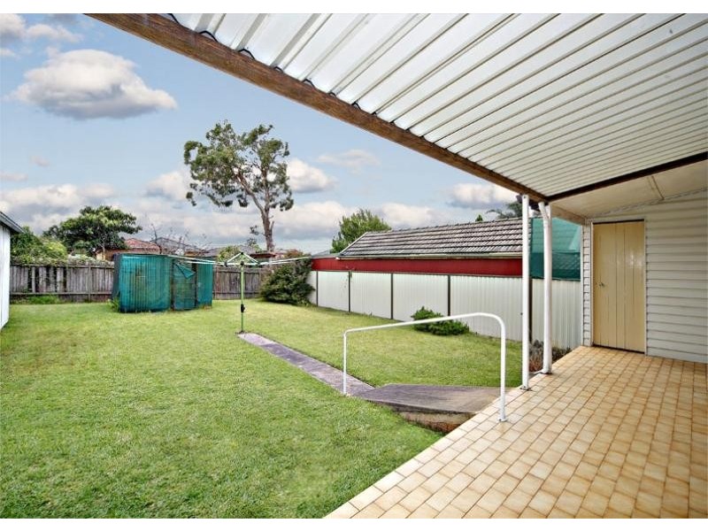 65 Macquarie Street, Greenacre NSW 2190