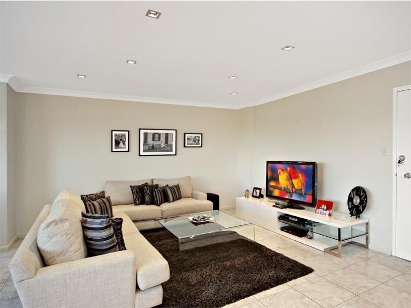 9/61 Tennyson Road, Greenacre NSW 2190