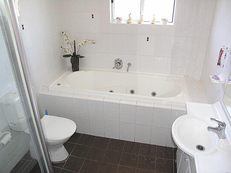 50 Prairie Vale Road, Mount Lewis NSW 2190