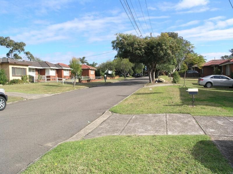 18 Marina Crescent, Greenacre NSW 2190