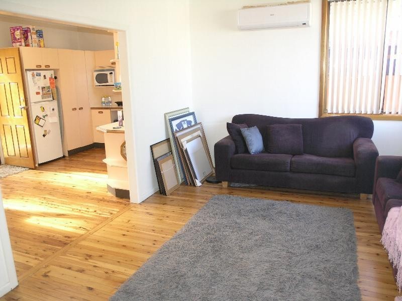 6 Solomon Court, Greenacre NSW 2190