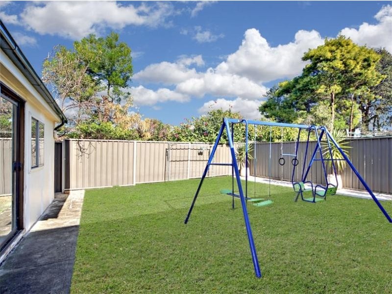 71 Wilbur Street, Greenacre NSW 2190