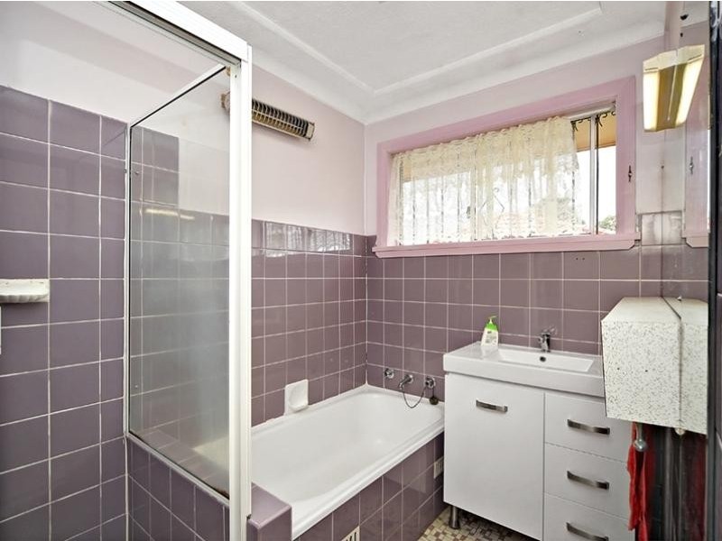 13 Peter Crescent, Greenacre NSW 2190