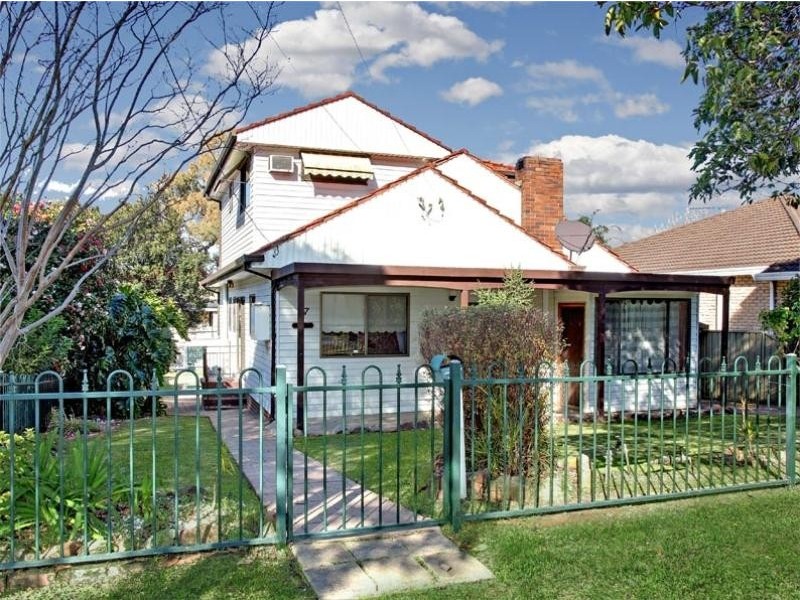 37 Maiden Street, Greenacre NSW 2190
