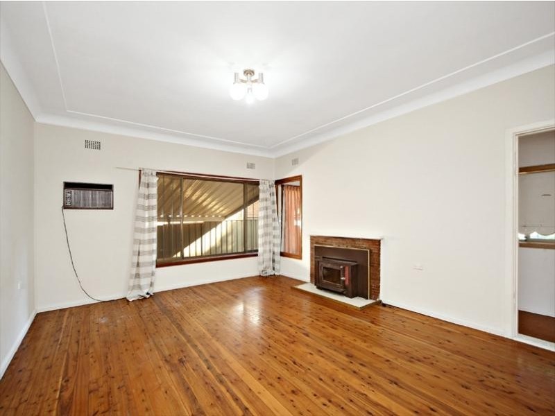 37 Maiden Street, Greenacre NSW 2190