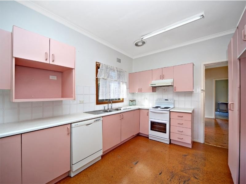 37 Maiden Street, Greenacre NSW 2190