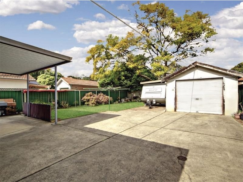 6 Archibald Street, Belmore NSW 2192