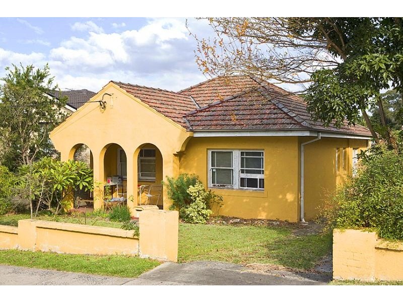 6 BALDWIN AVENUE, Asquith NSW 2077