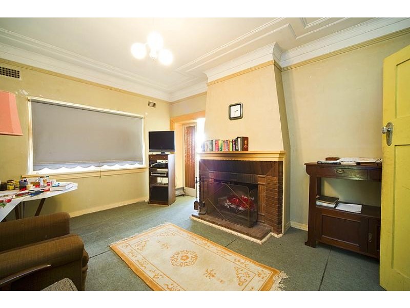 6 BALDWIN AVENUE, Asquith NSW 2077