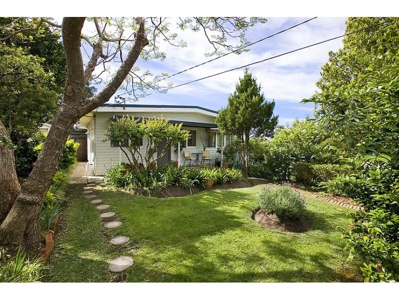 15 Carinya Road, Mount Colah NSW 2079