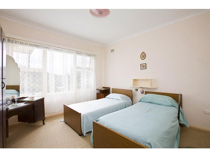 6 Merrilong Avenue, Mount Kuring-gai NSW 2080