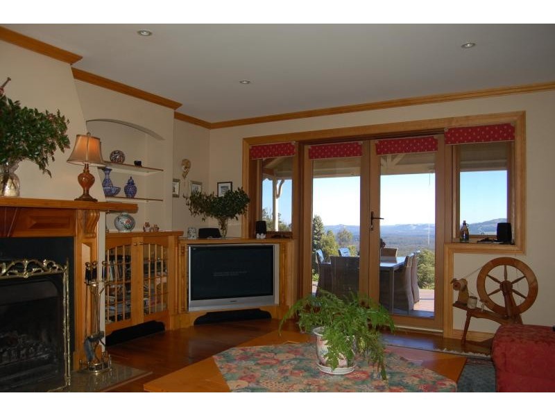 1510 Jamberoo Mountain Road, Robertson NSW 2577 the real estate