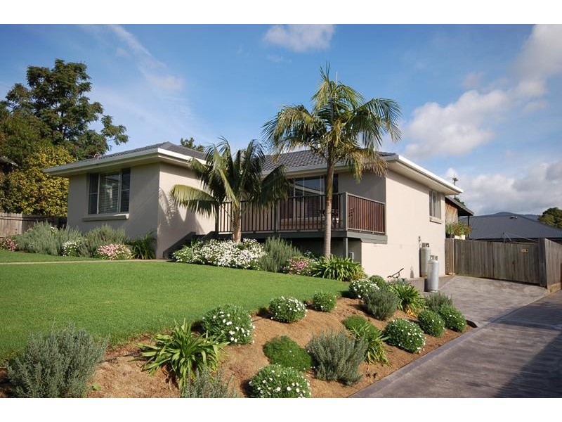 77 Churchill Street, Jamberoo NSW 2533