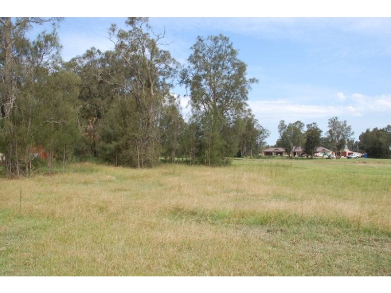 72 Rondanella Drive, Kanahooka NSW 2530