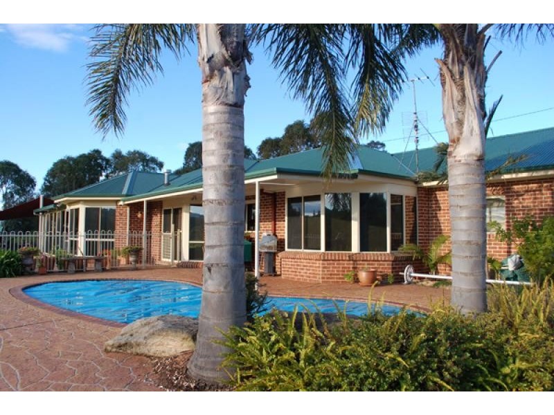 5 Fuller Drive, Dunmore NSW 2529