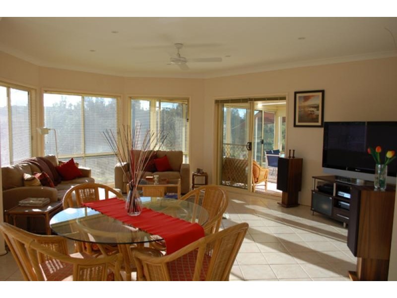 5 Fuller Drive, Dunmore NSW 2529