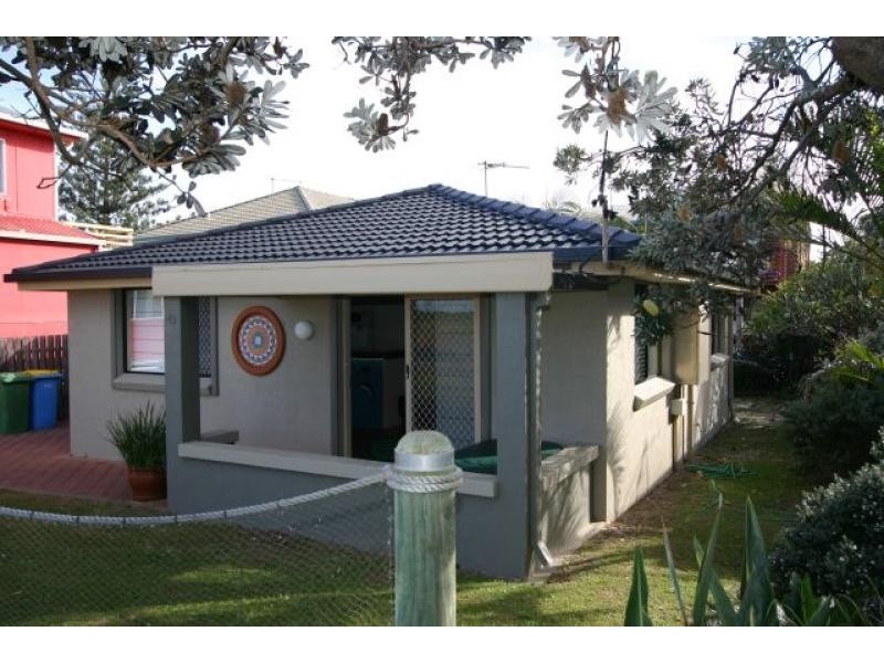 42 Pacific Parade, Lennox Head NSW 2478