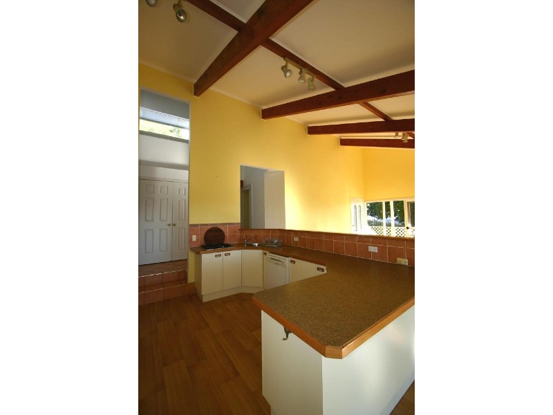 8 VICTOR PLACE, Lennox Head NSW 2478