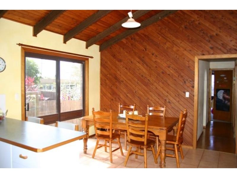 4 SANDSTONE CRESCENT, Lennox Head NSW 2478