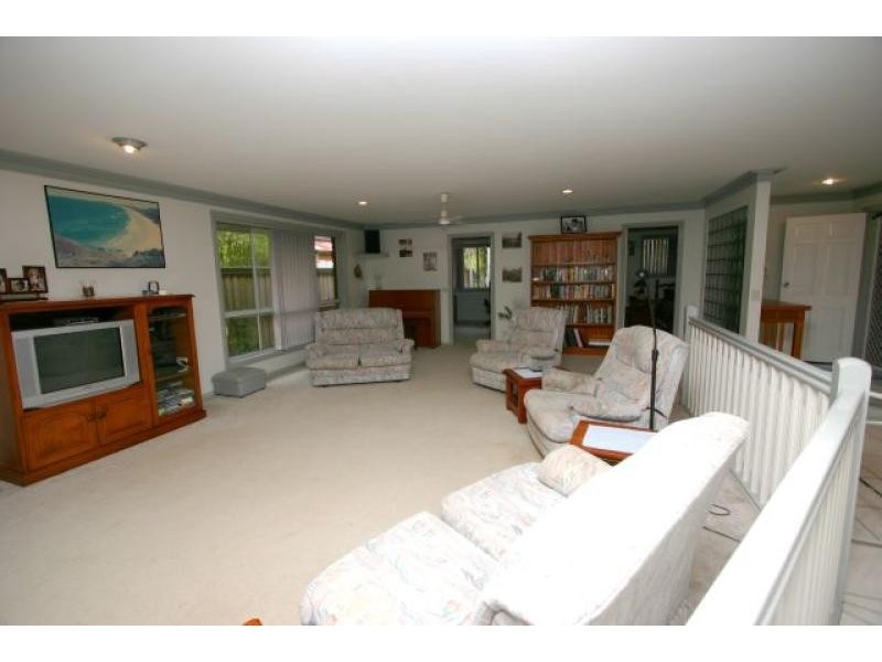 2 BARRETT DRIVE, Lennox Head NSW 2478