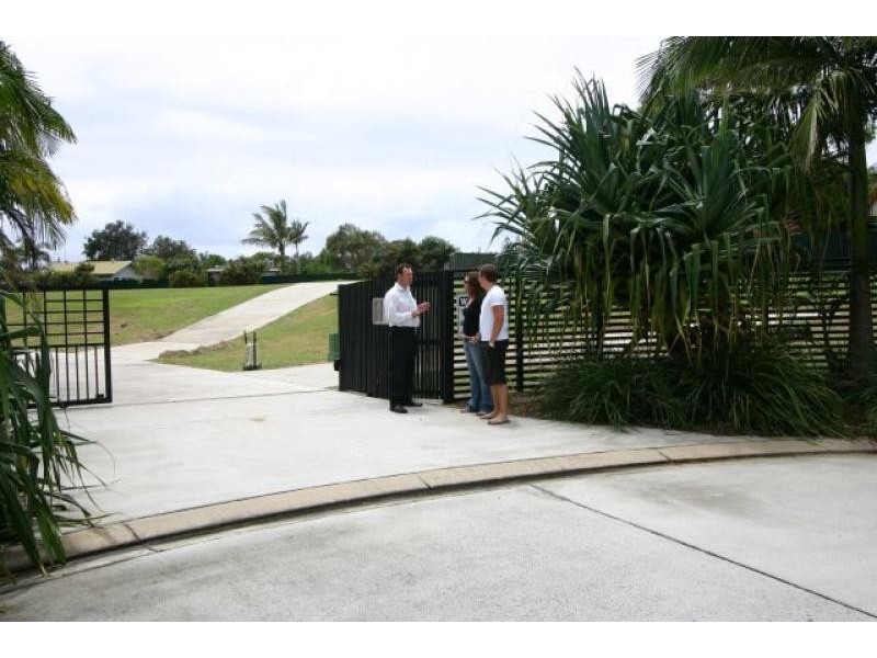 LOT 33/27 KALAMAJERE DRIVE, Suffolk Park NSW 2481