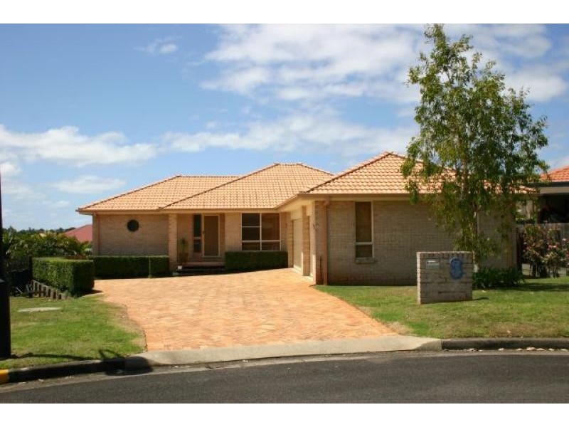 8 LILLI PILLI PLACE, Lennox Head NSW 2478