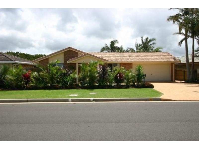 6 CARROLL AVENUE, Skennars Head NSW 2478