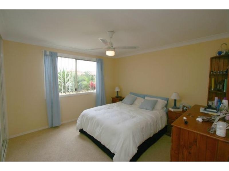 6 CARROLL AVENUE, Skennars Head NSW 2478