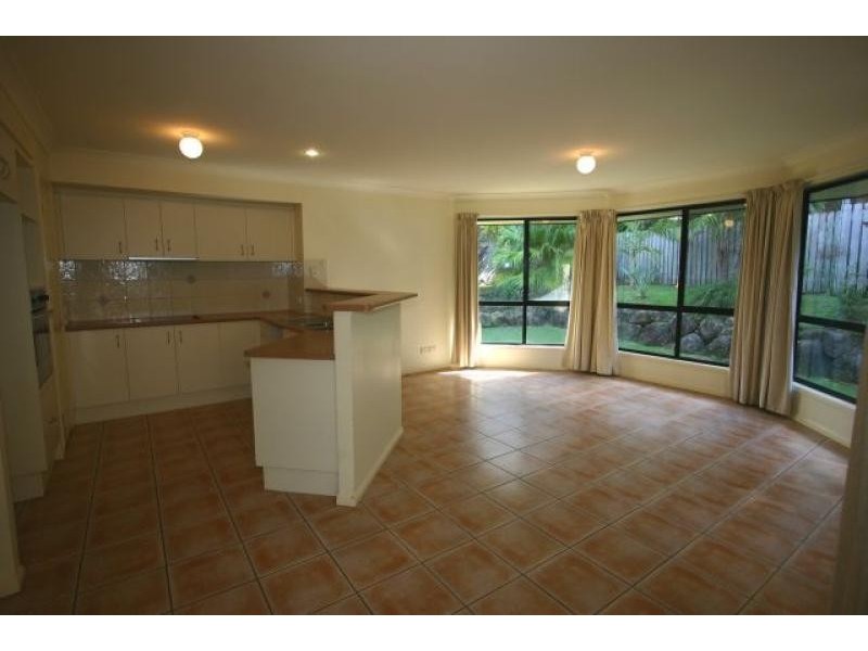 48 HUTLEY DRIVE, Lennox Head NSW 2478