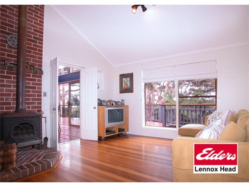 9 Loedna Place, Lennox Head NSW 2478