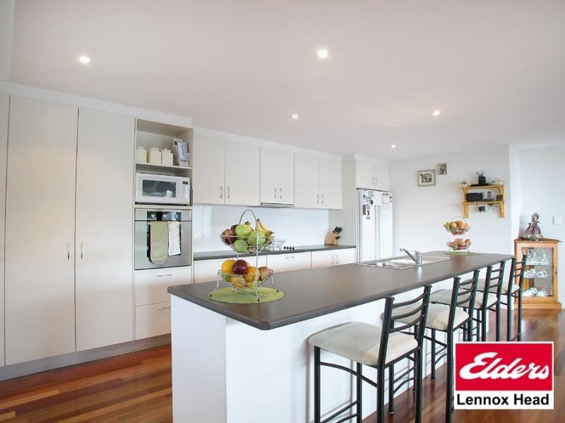 10 Beryl Place, Lennox Head NSW 2478