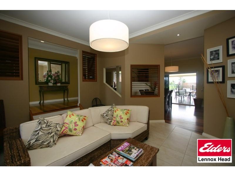 6 Victor Place, Lennox Head NSW 2478