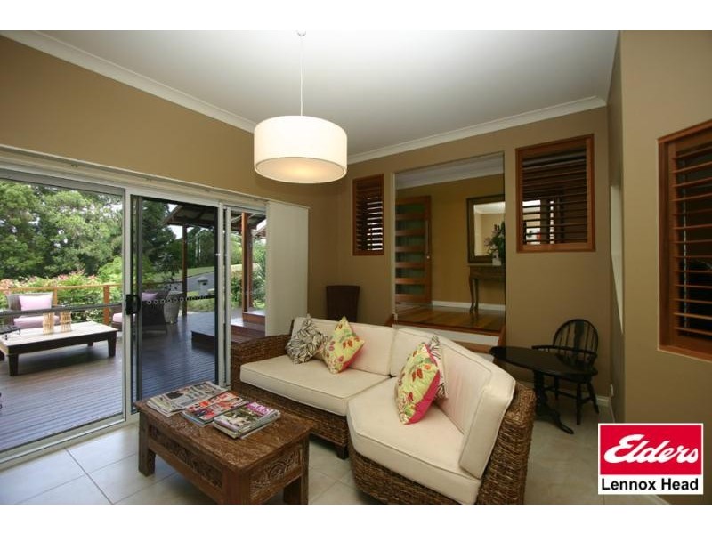 6 Victor Place, Lennox Head NSW 2478