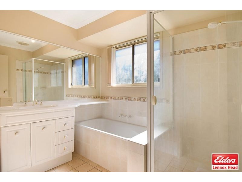 3 Ahern Circuit, Cumbalum NSW 2478