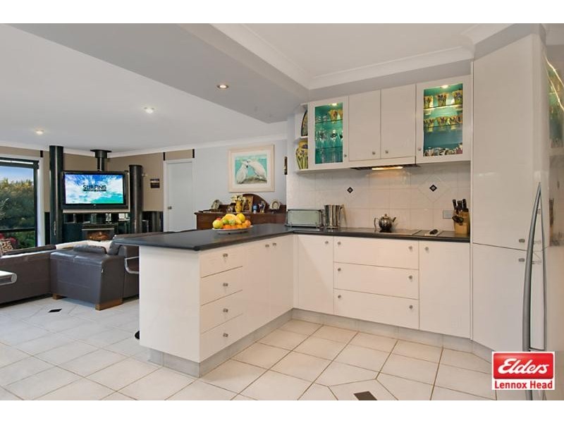 8 Somerset Place, Lennox Head NSW 2478