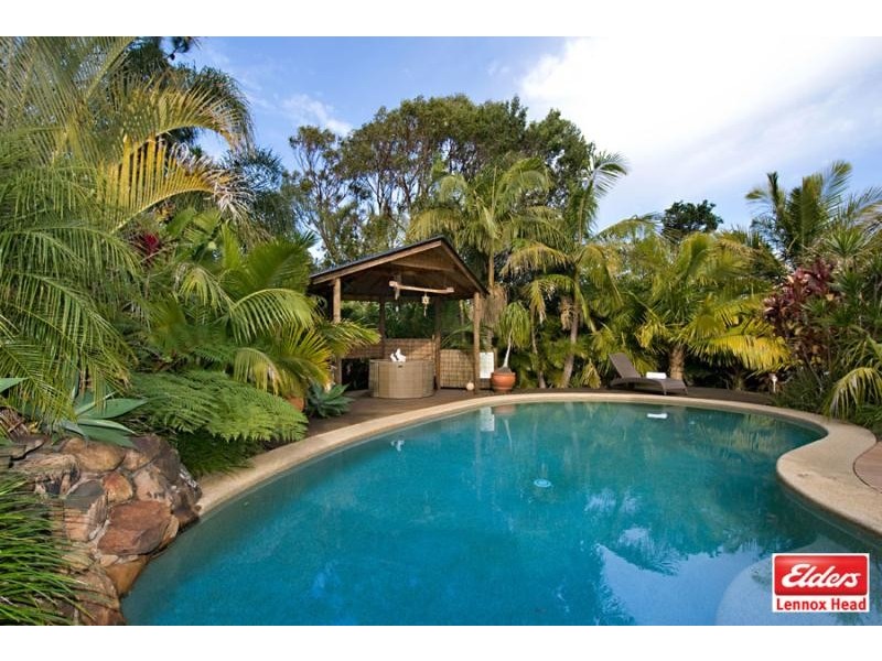 8 Somerset Place, Lennox Head NSW 2478