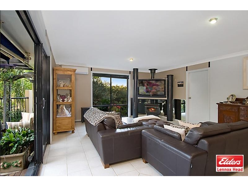 8 Somerset Place, Lennox Head NSW 2478