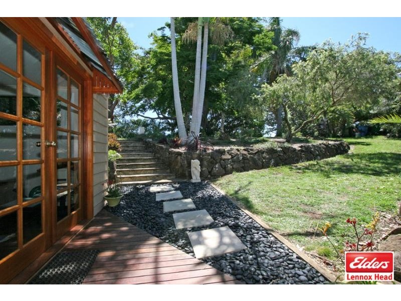 22 Figtree Hill Drive, Lennox Head NSW 2478